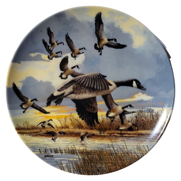 Vtg 86 The Landing Donald Pentz 1st Plate Wings Upon the Wind Canadian Geese - Picture 1 of 3